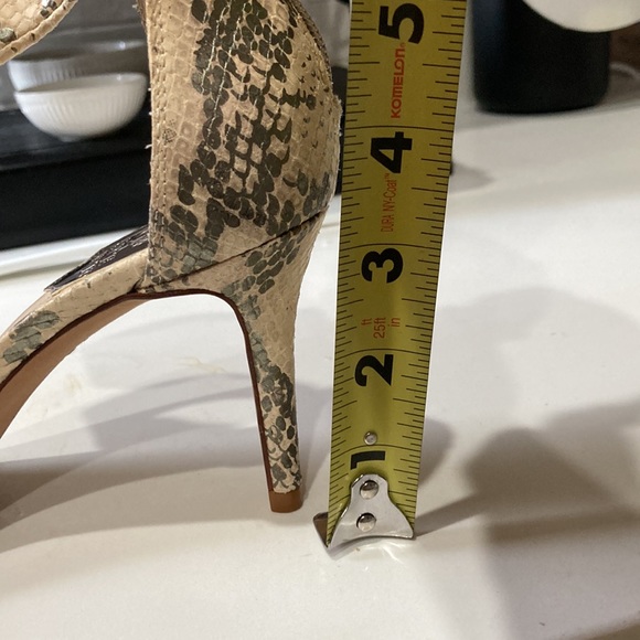 Vince Camuto snake print Oljera heels thick strap thin heels - Picture 10 of 10